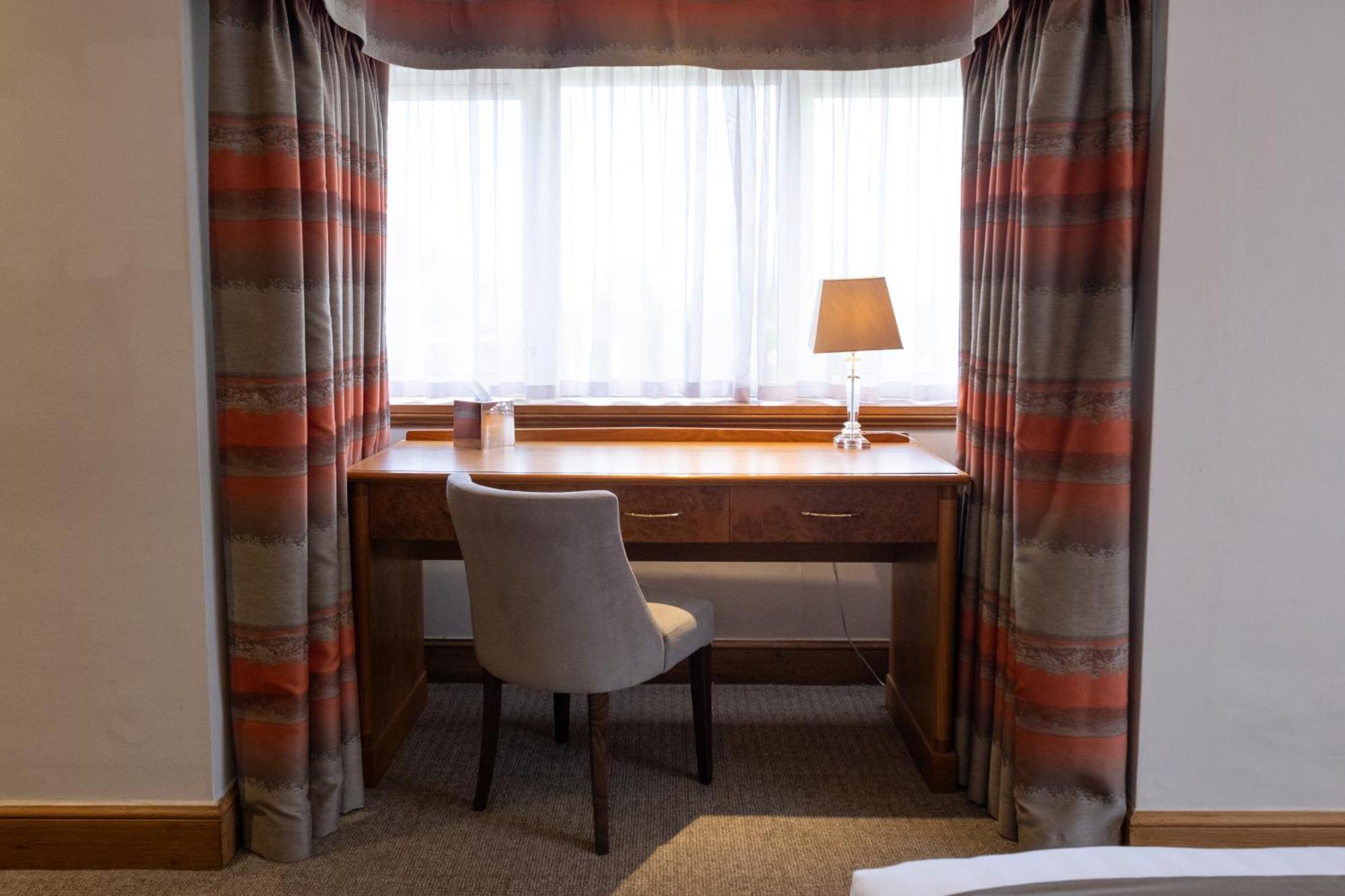 Dale Hill Hotel Ticehurst Стая снимка