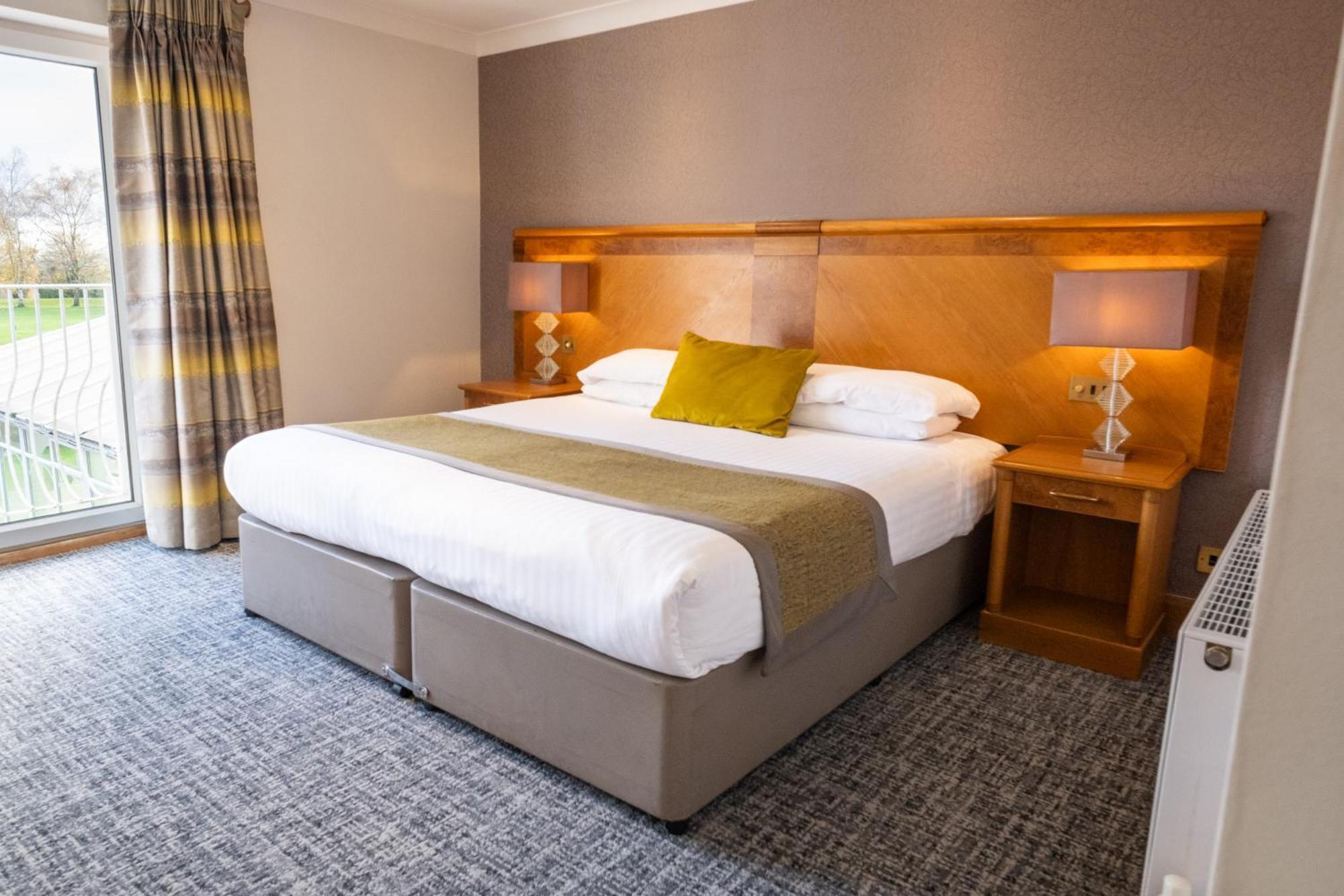 Dale Hill Hotel Ticehurst Стая снимка